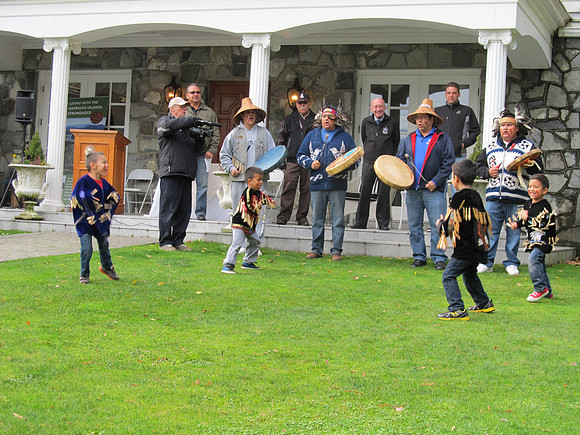 2013 Harrison Stronghold Signing-163