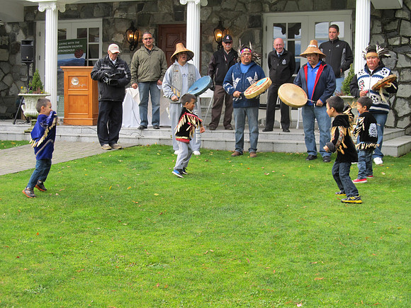 2013 Harrison Stronghold Signing-164