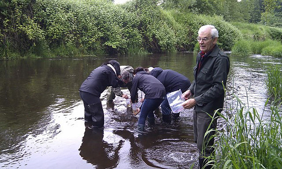 2012 Rocky Mountaineer Brunette River Fish Release with Elmer Rudolph-55