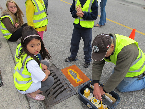 2012 Storm Drain Marking_WVS-21