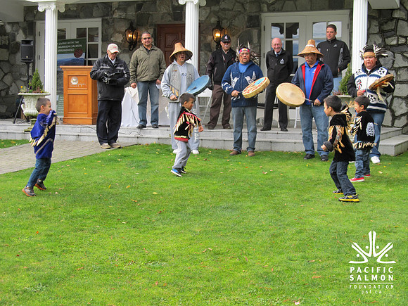 2013 Harrison Stronghold Signing-164 - LOGO