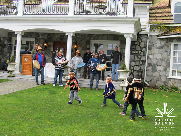 2013 Harrison Stronghold Signing-273 - LOGO