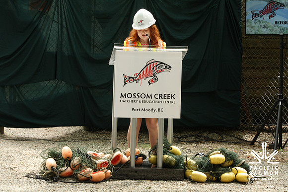 2014 Mossom Creek Hatchery & Education Centre-34 - LOGO