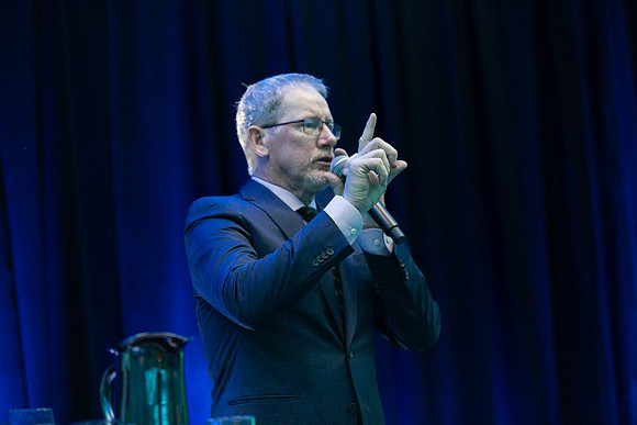 6-LIVE AUCTION-PSF GALA-10