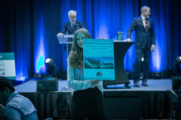 6-LIVE AUCTION-PSF GALA-33