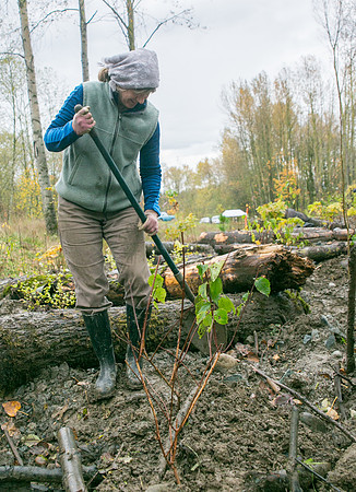 TRESTLE PLANTING - BROWNLANDS WETLAND RESTORATION PROJECT - Sombilon Photography-113