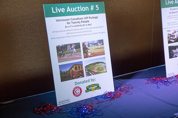 1 SILENT-LIVE AUCTION- PSF GALA 2014- Sombilon Photography-25