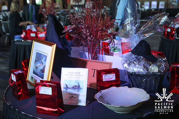 1 SILENT-LIVE AUCTION- PSF GALA 2014- Sombilon Photography-71 - LOGO