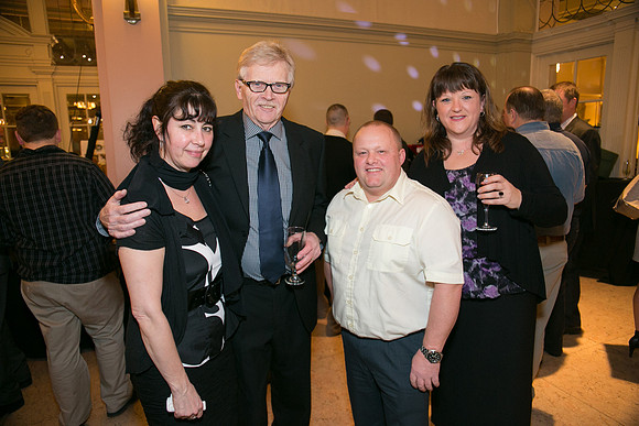 1 GUESTS - SOUTH VAN ISLAND DINNER - PSF-29
