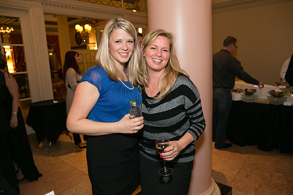 1 GUESTS - SOUTH VAN ISLAND DINNER - PSF-34