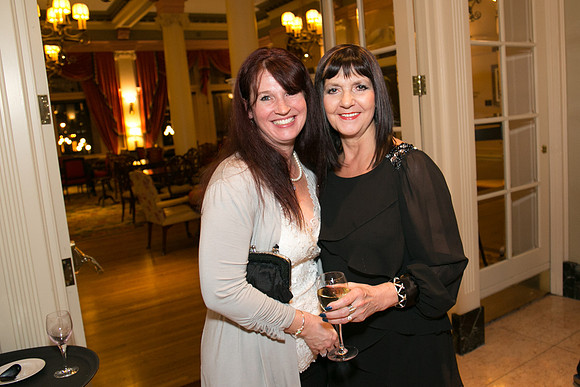 1 GUESTS - SOUTH VAN ISLAND DINNER - PSF-35