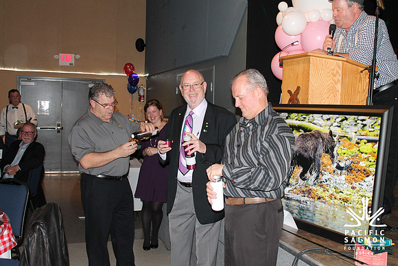 2015 Campbell River Dinner-42 - LOGO