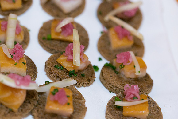 4 SETUP - SOUTH VAN ISLAND DINNER - PSF-64