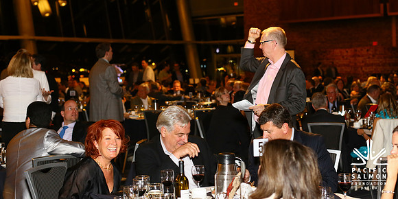AUCTION-LIVE-5 RITCHIE BROS-PSF-Photos by Ron Sombilon-16 - LOGO