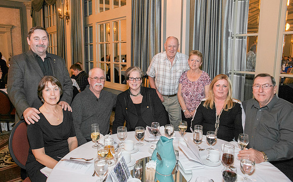 1 GUESTS - SOUTH VAN ISLAND DINNER - PSF-6