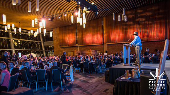 1 SILENT-LIVE AUCTION- PSF GALA 2014- Sombilon Photography-15 - LOGO