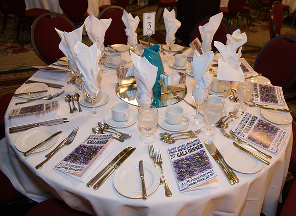4 SETUP - SOUTH VAN ISLAND DINNER - PSF-68