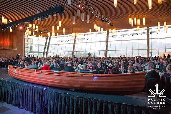 1 SILENT-LIVE AUCTION- PSF GALA 2014- Sombilon Photography-29 - LOGO