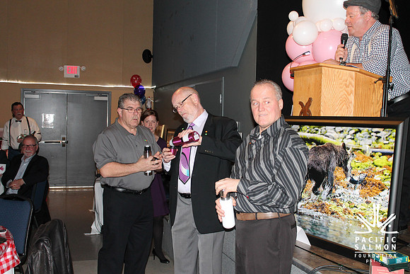 2015 Campbell River Dinner-43 - LOGO