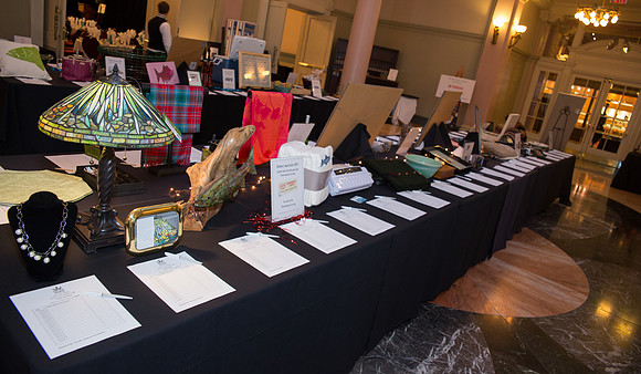 4 SETUP - SOUTH VAN ISLAND DINNER - PSF-38