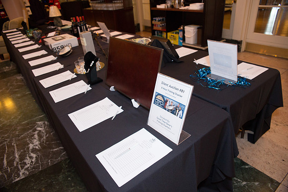 4 SETUP - SOUTH VAN ISLAND DINNER - PSF-37