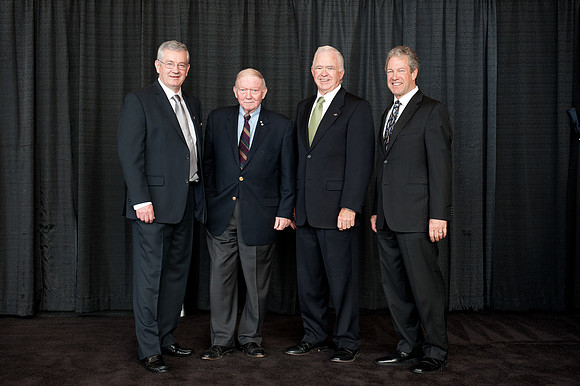2012 Vancouver Gala Dinner & Auction-65