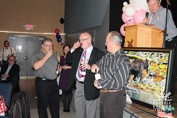 2015 Campbell River Dinner-41 - LOGO