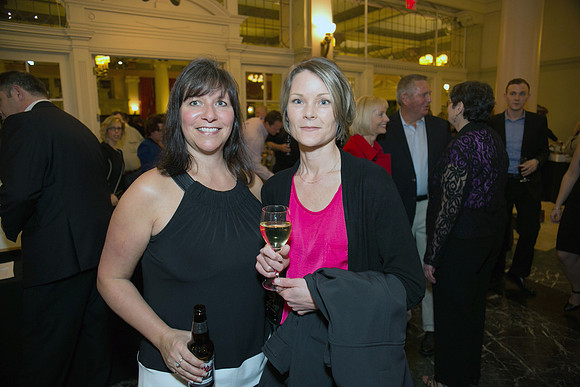 1 GUESTS - SOUTH VAN ISLAND DINNER - PSF-32