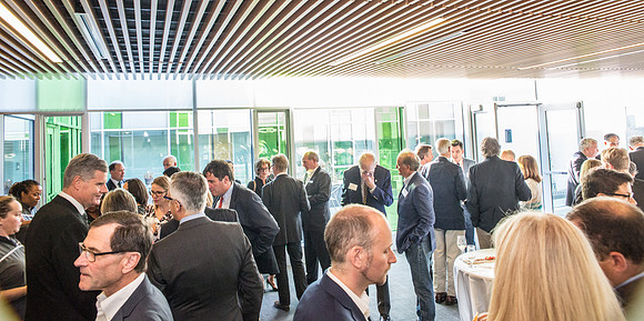 MINISTER ANNOUNCEMENT-RECEPTION - PSF-52
